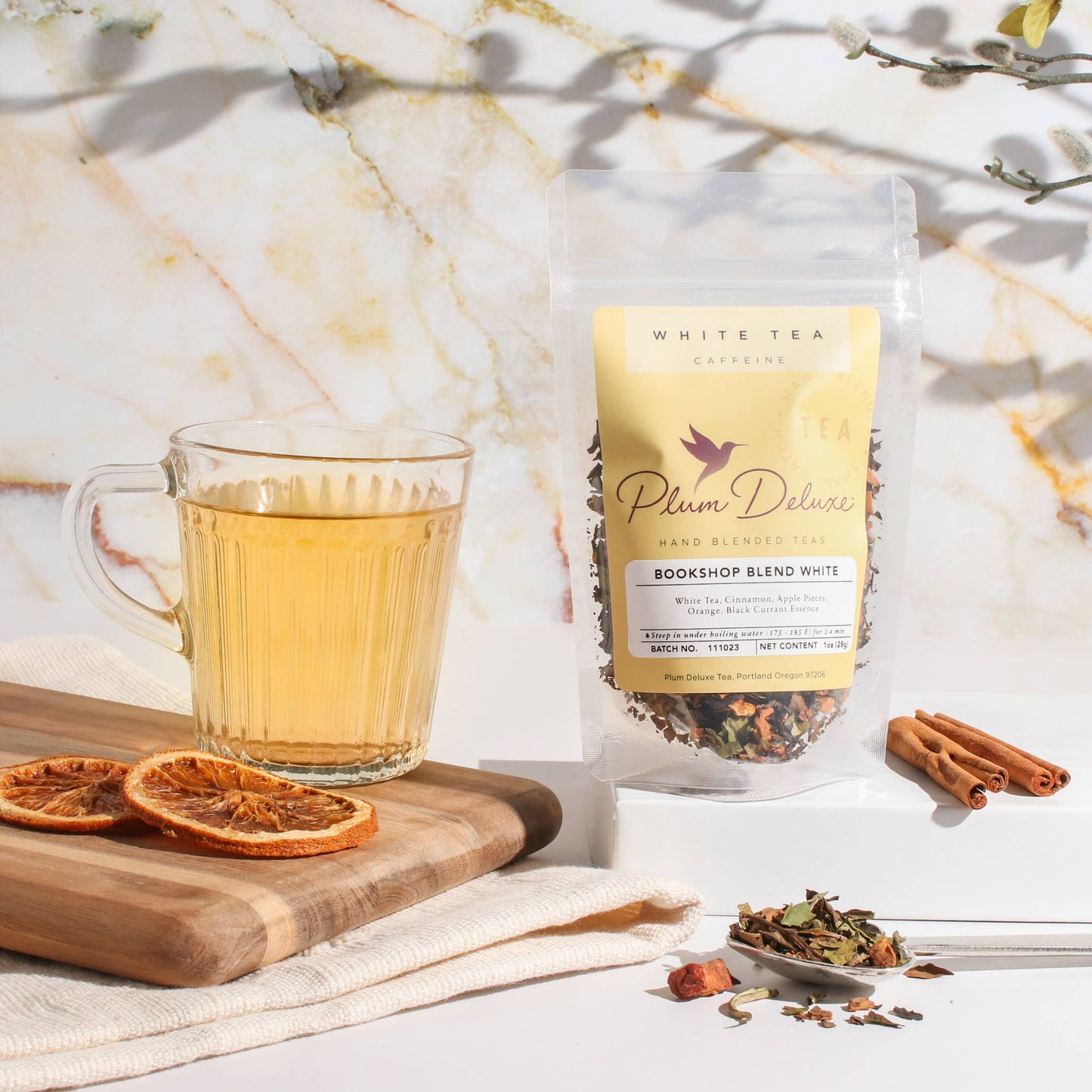 Bookshop Blend White Tea (Cinnamon / Black Currant): 1 oz